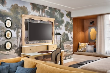 room-image