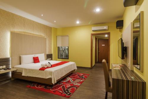 room-image