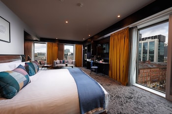 room-image