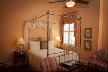 room-image