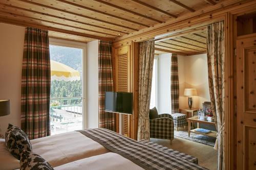 room-image