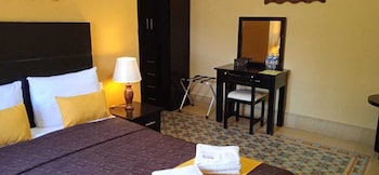 room-image
