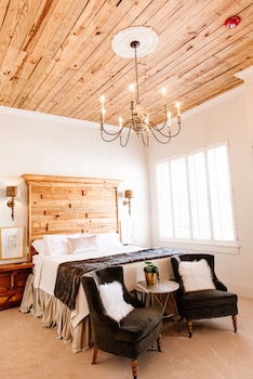 room-image