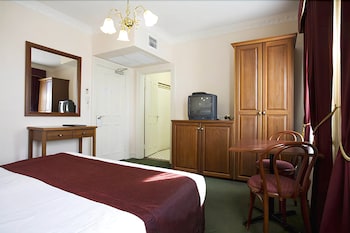 room-image