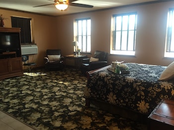 room-image