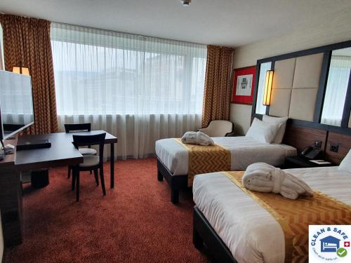 room-image