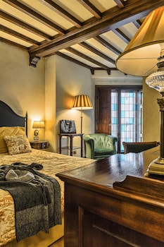 room-image