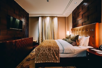 room-image
