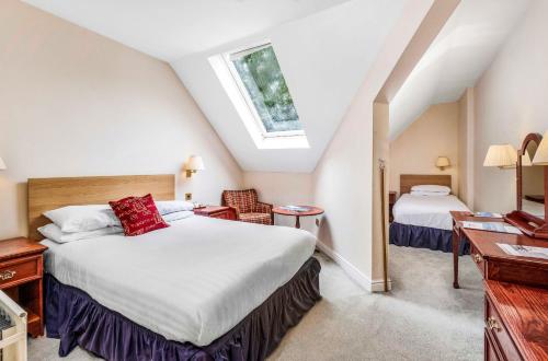 room-image
