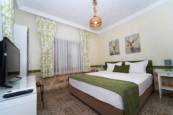 room-image