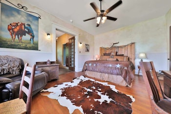 room-image
