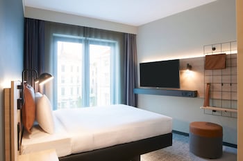 room-image