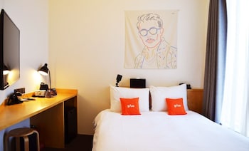 room-image