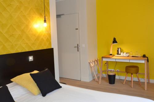 room-image