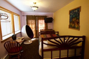 room-image