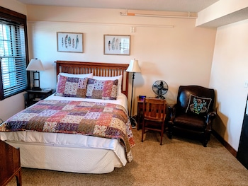 room-image