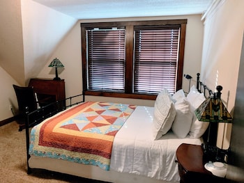 room-image