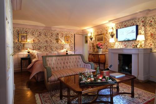 room-image