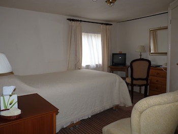 room-image