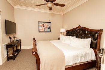 room-image