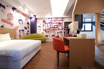 room-image