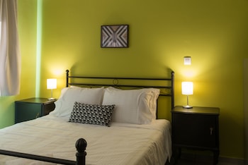 room-image