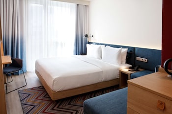 room-image