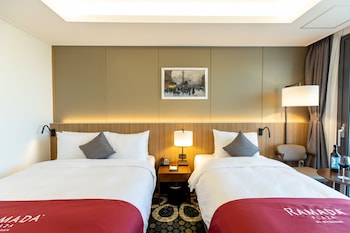 room-image