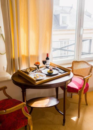 room-image