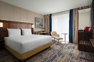 room-image