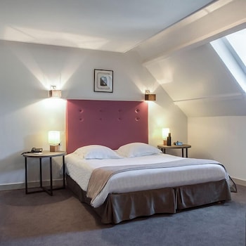 room-image