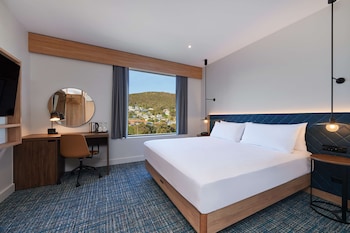 room-image