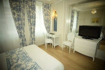 room-image