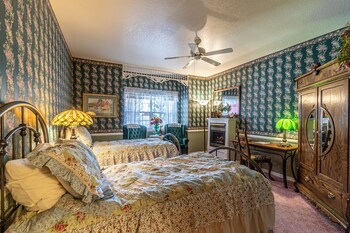 room-image