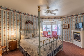 room-image