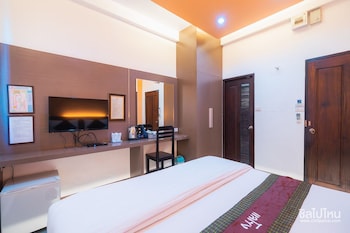 room-image