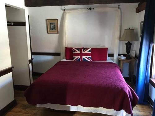 room-image