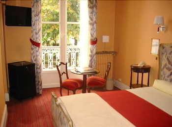 room-image