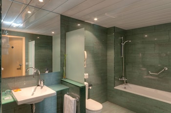 room-image