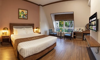 room-image