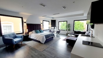 room-image