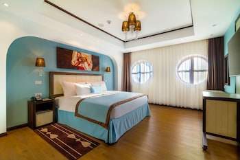 room-image