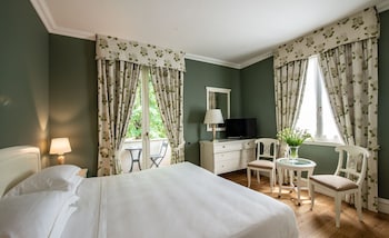 room-image