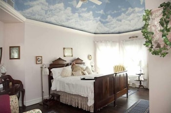 room-image
