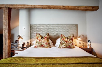 room-image