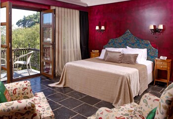 room-image