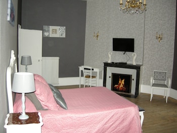 room-image
