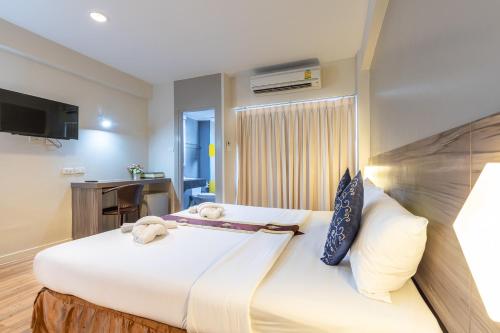 room-image