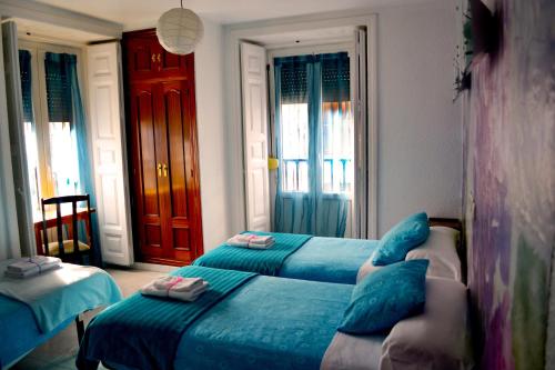 room-image