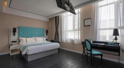 room-image